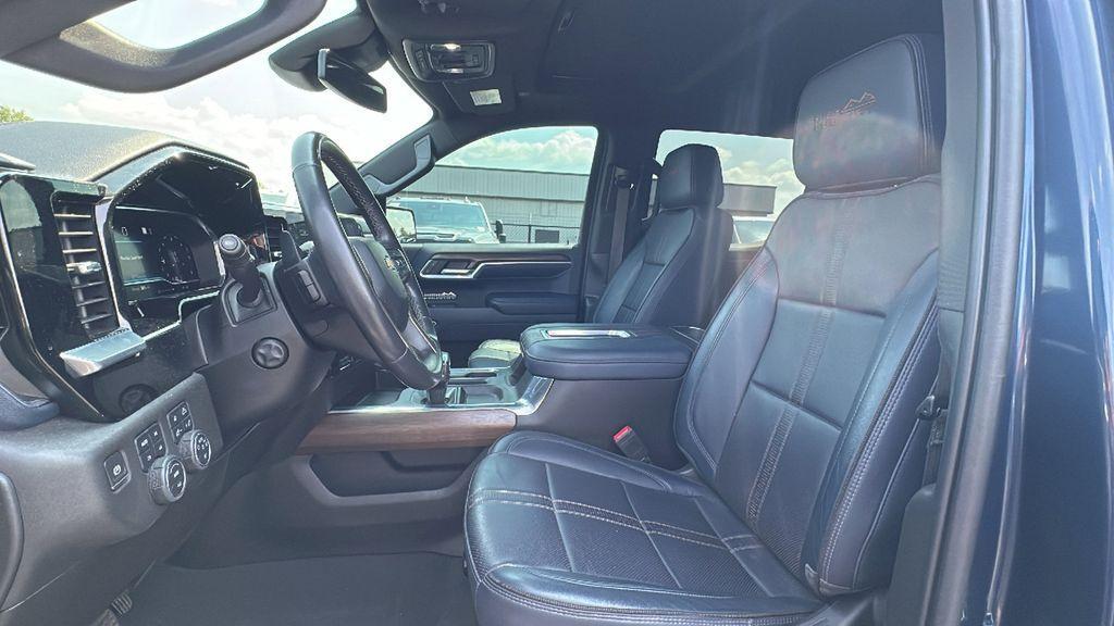 used 2022 Chevrolet Silverado 1500 car, priced at $47,700