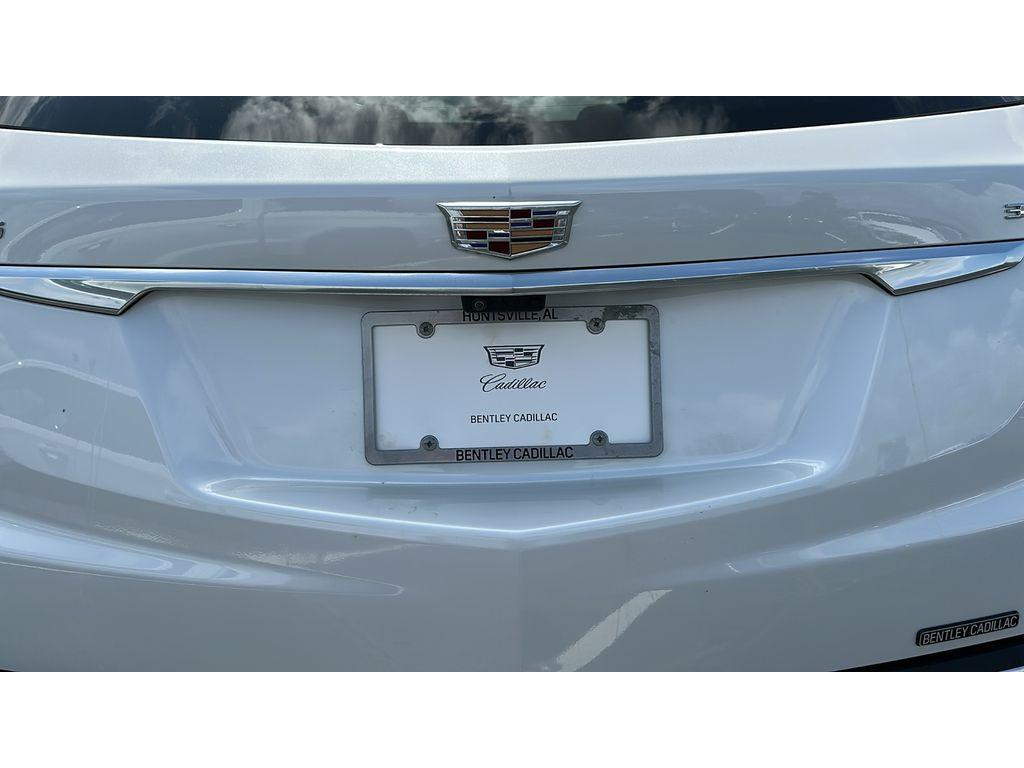 used 2023 Cadillac XT5 car, priced at $37,111