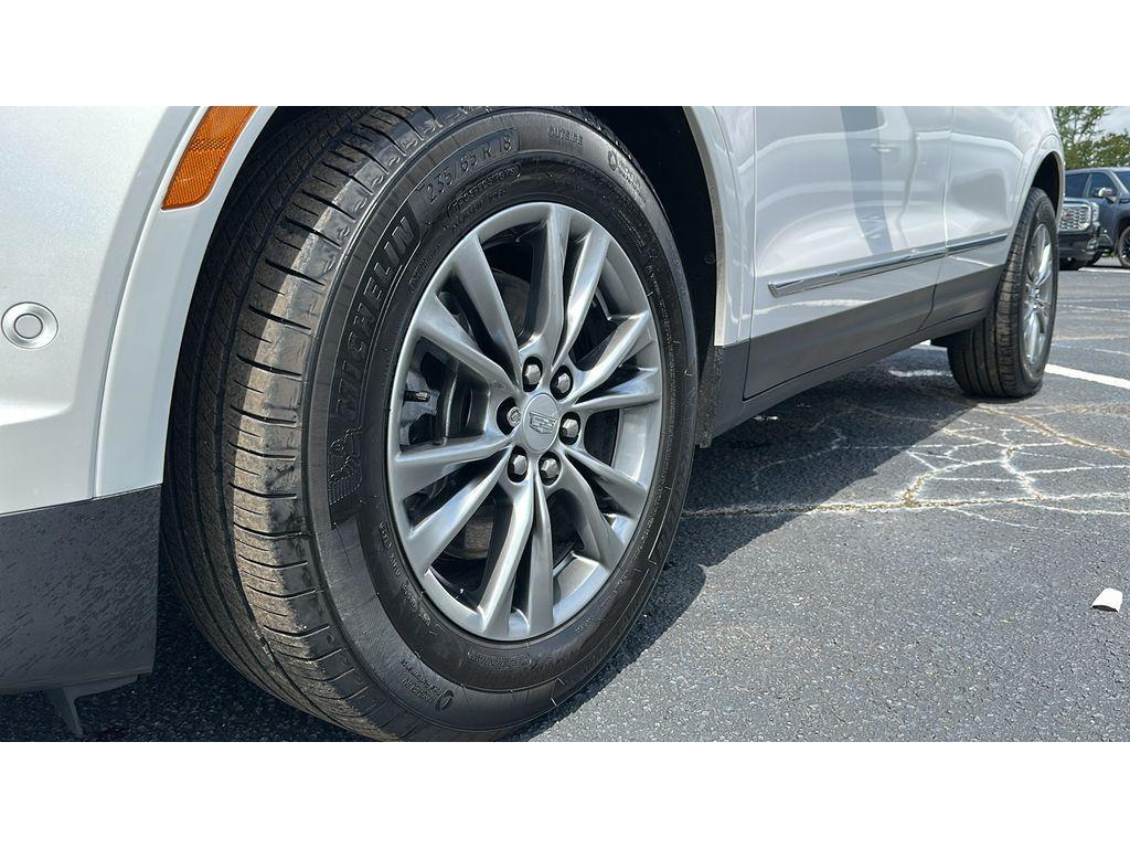 used 2023 Cadillac XT5 car, priced at $37,111