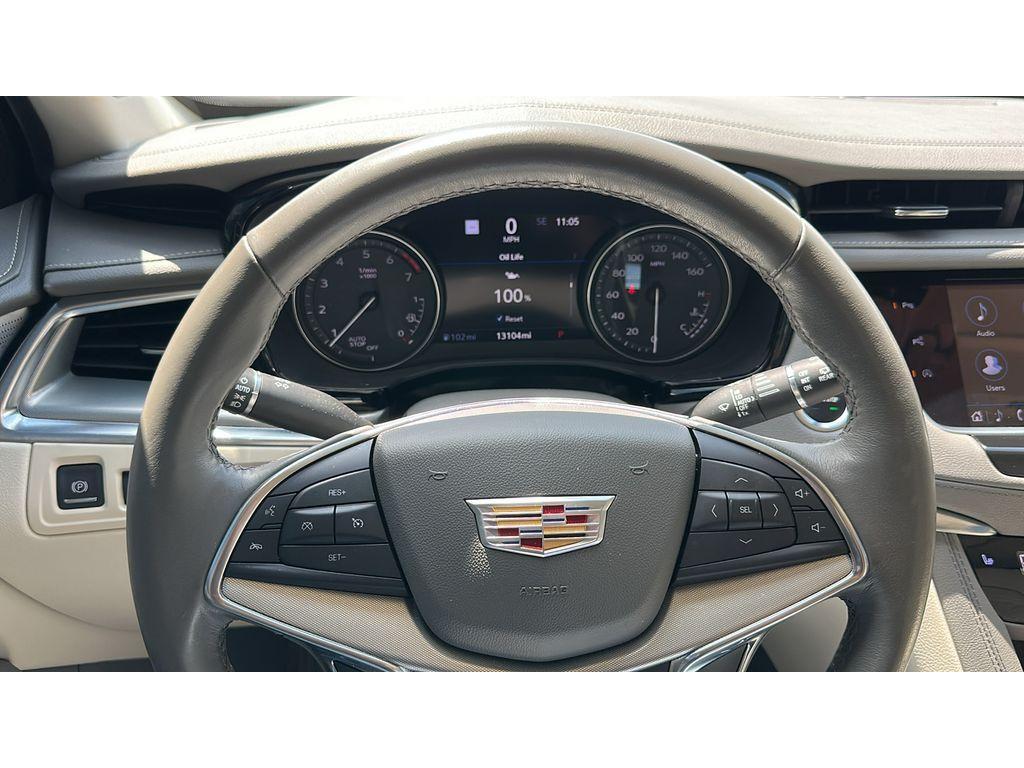 used 2023 Cadillac XT5 car, priced at $37,111