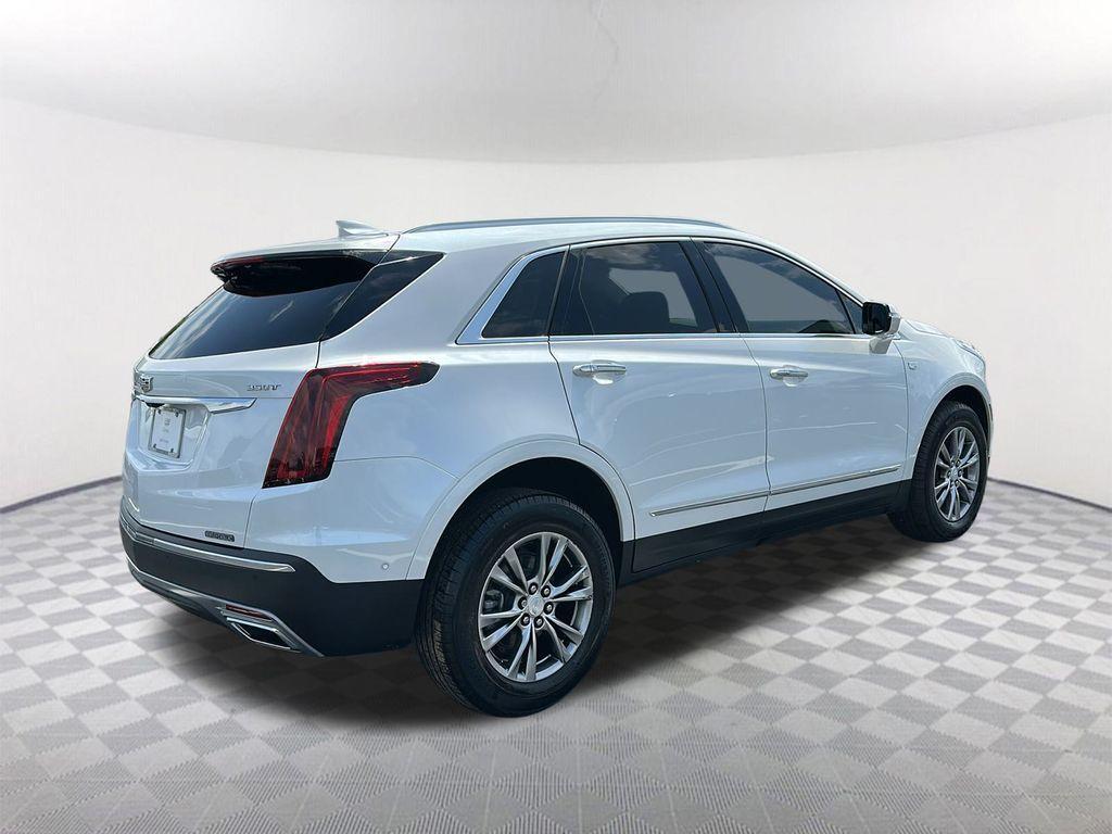used 2023 Cadillac XT5 car, priced at $37,111