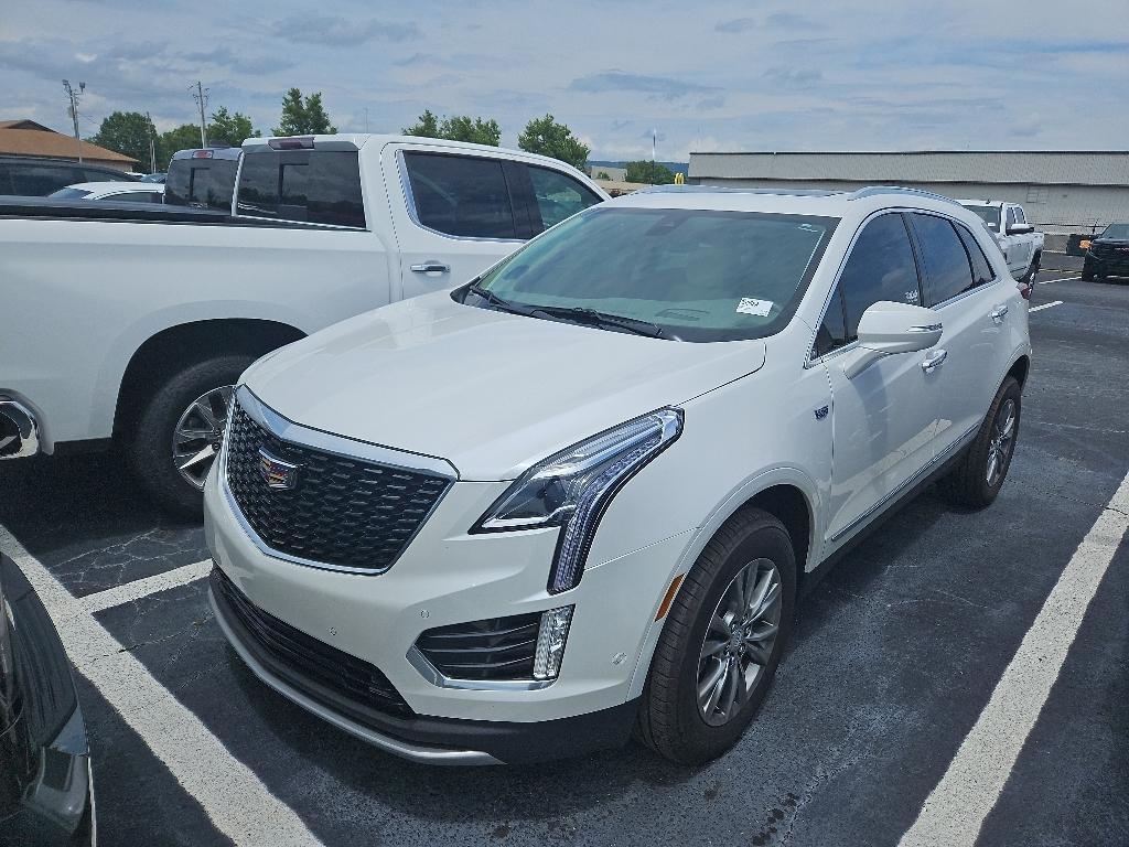 used 2023 Cadillac XT5 car, priced at $37,111