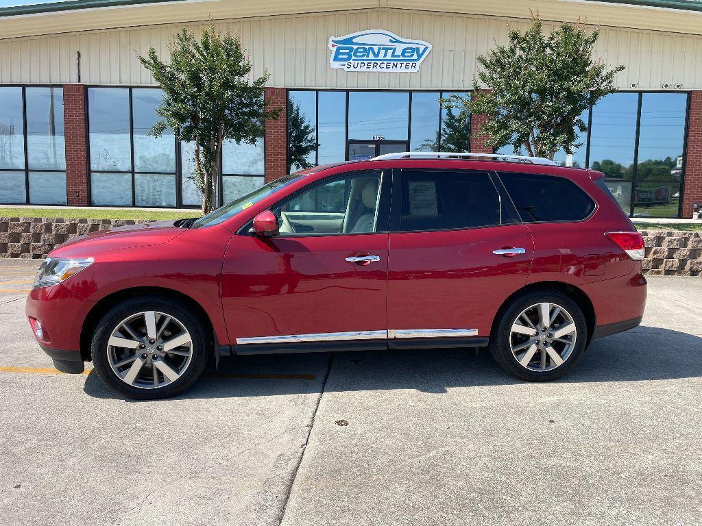 used 2015 Nissan Pathfinder car, priced at $7,371