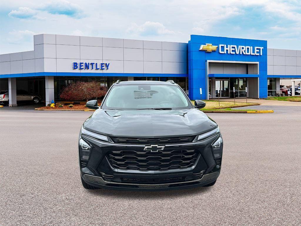 used 2025 Chevrolet Trax car, priced at $24,998