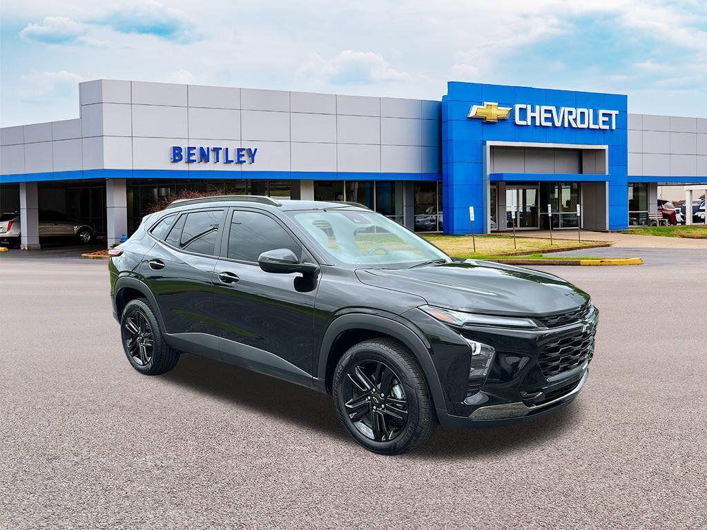 used 2025 Chevrolet Trax car, priced at $24,998