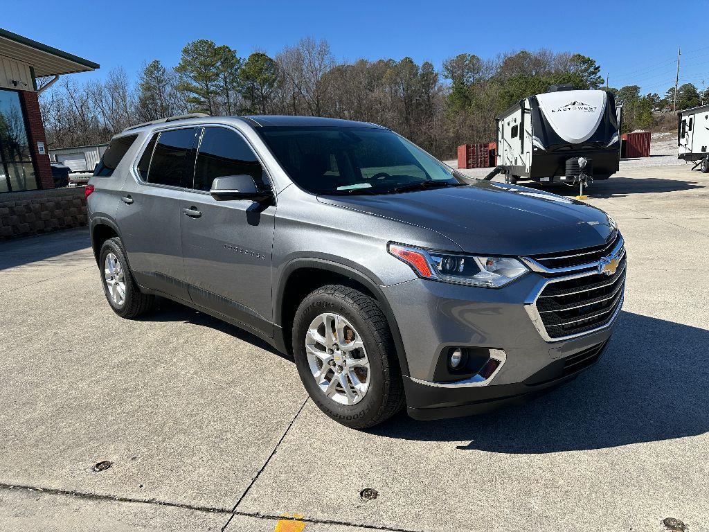 used 2020 Chevrolet Traverse car, priced at $19,233