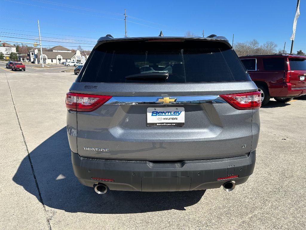 used 2020 Chevrolet Traverse car, priced at $19,233