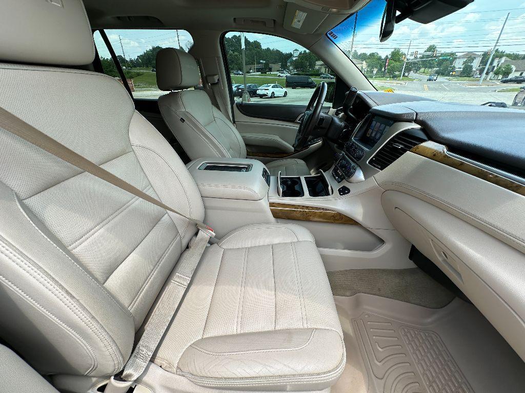 used 2017 GMC Yukon car, priced at $30,211