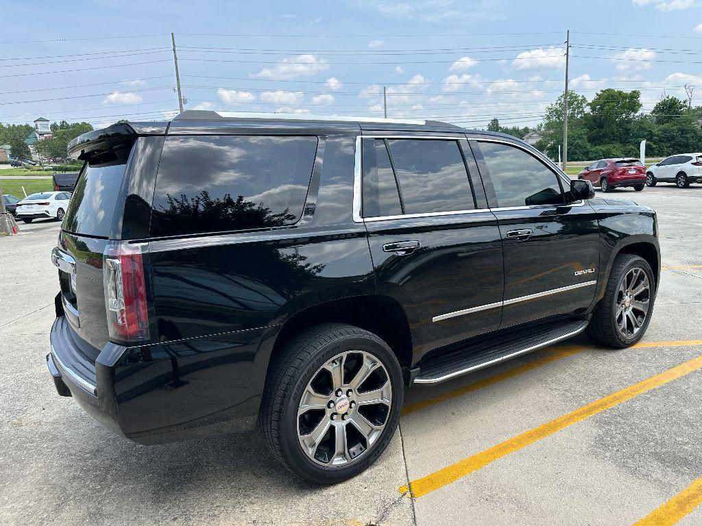 used 2017 GMC Yukon car, priced at $30,211