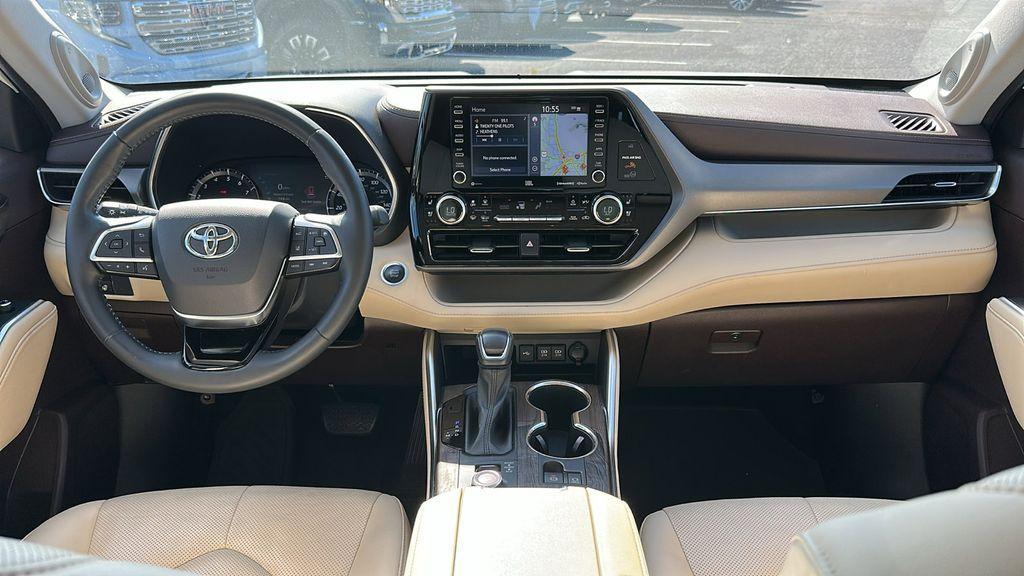 used 2021 Toyota Highlander car, priced at $36,239
