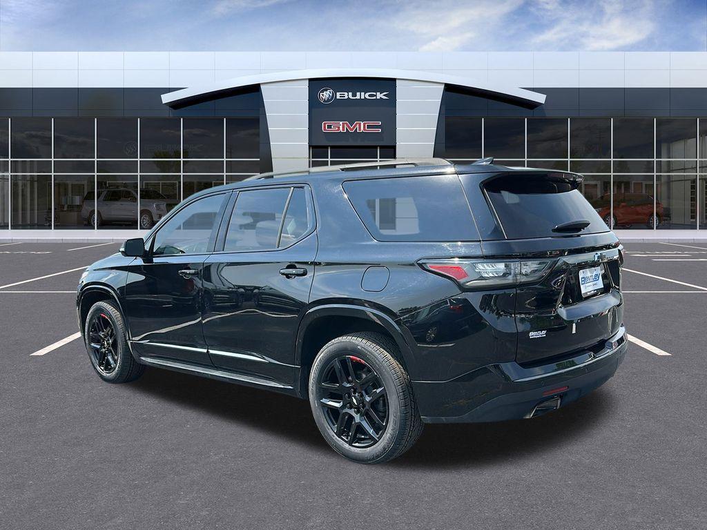 used 2020 Chevrolet Traverse car, priced at $25,439