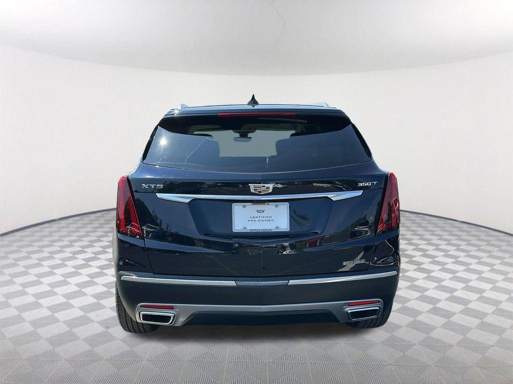 used 2022 Cadillac XT5 car, priced at $31,898