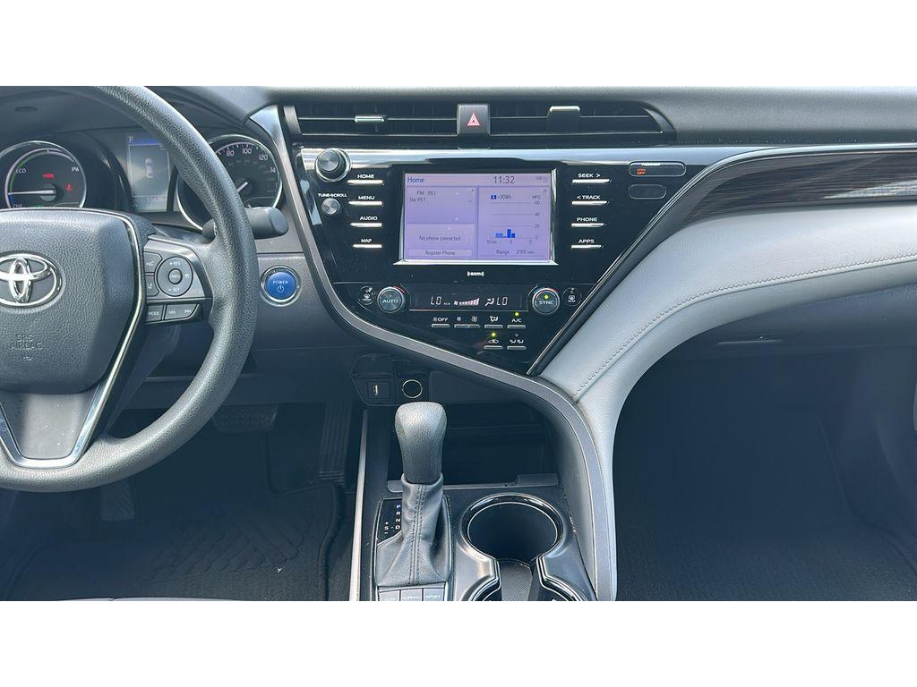 used 2020 Toyota Camry Hybrid car, priced at $20,885
