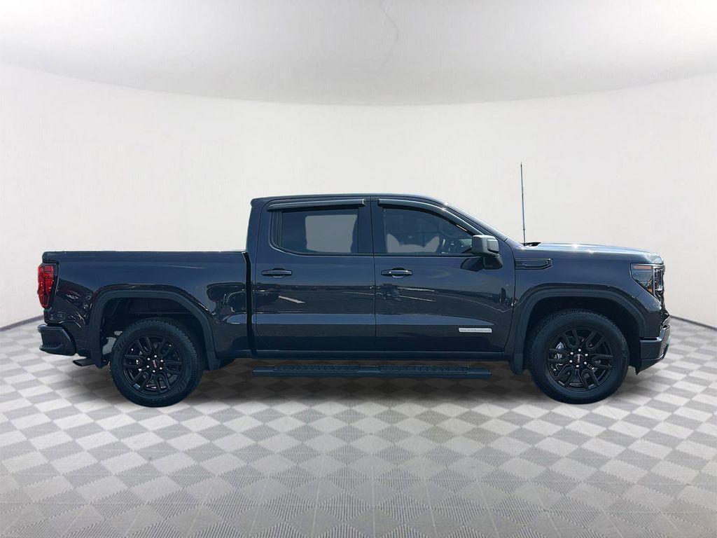 used 2024 GMC Sierra 1500 car, priced at $39,900