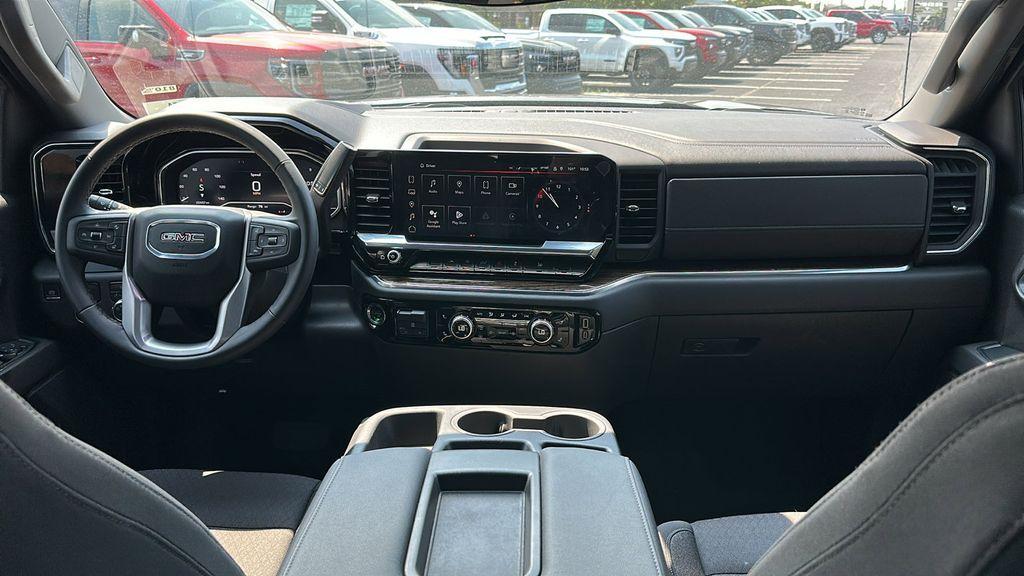 used 2024 GMC Sierra 1500 car, priced at $39,900