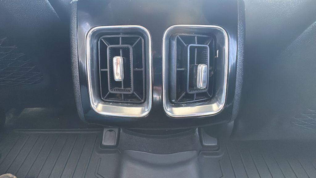 used 2023 Kia Sorento car, priced at $30,444