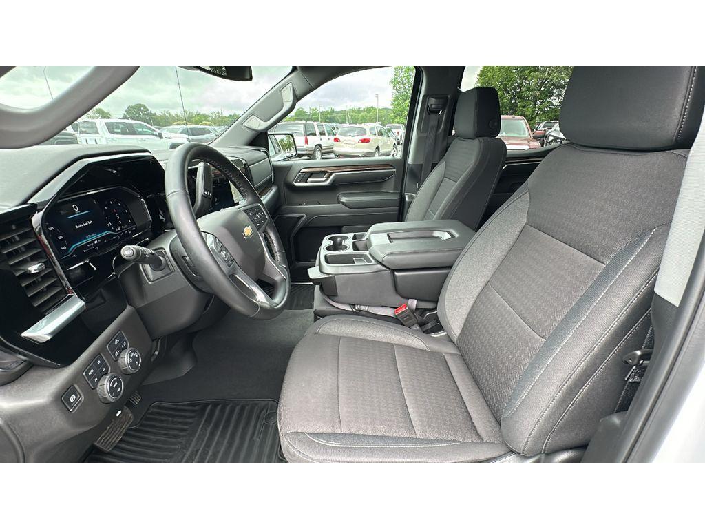 used 2025 Chevrolet Silverado 1500 car, priced at $48,989