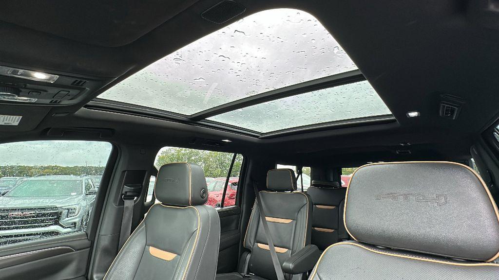 used 2022 GMC Yukon XL car, priced at $56,498