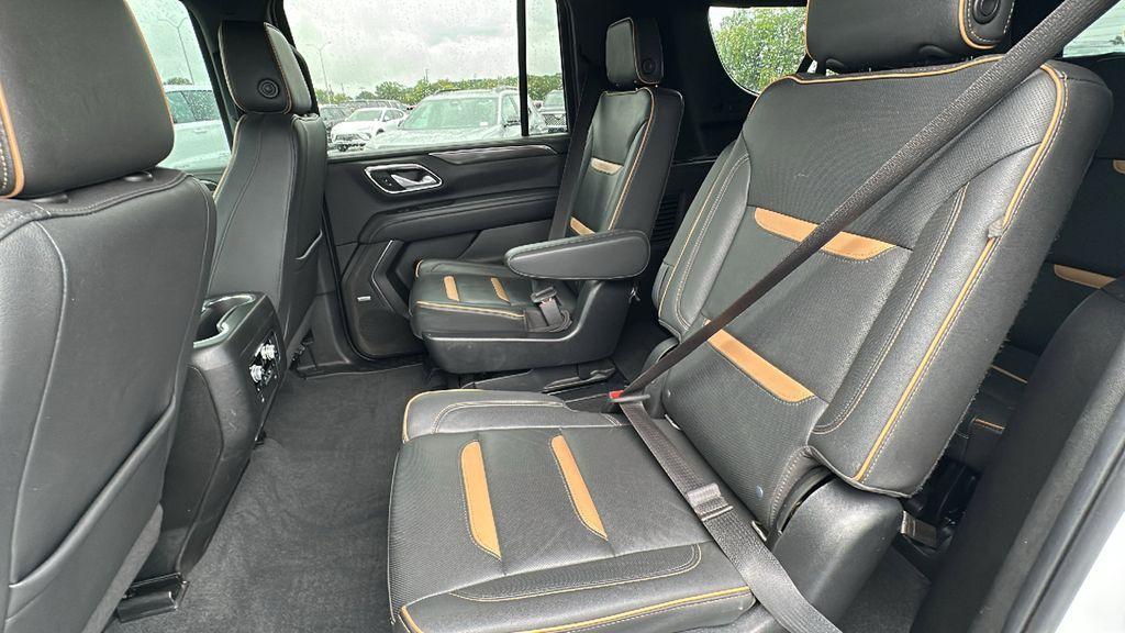 used 2022 GMC Yukon XL car, priced at $56,498