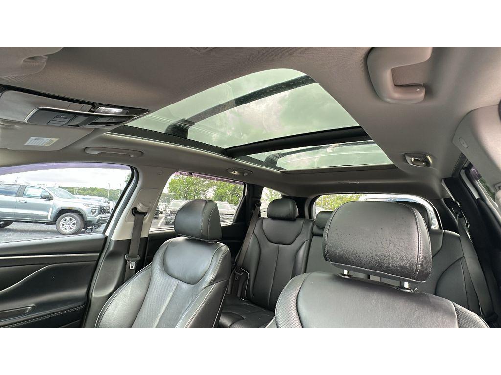 used 2021 Hyundai Santa Fe car, priced at $18,898
