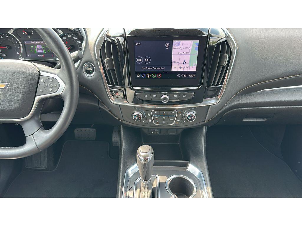 used 2020 Chevrolet Traverse car, priced at $26,898