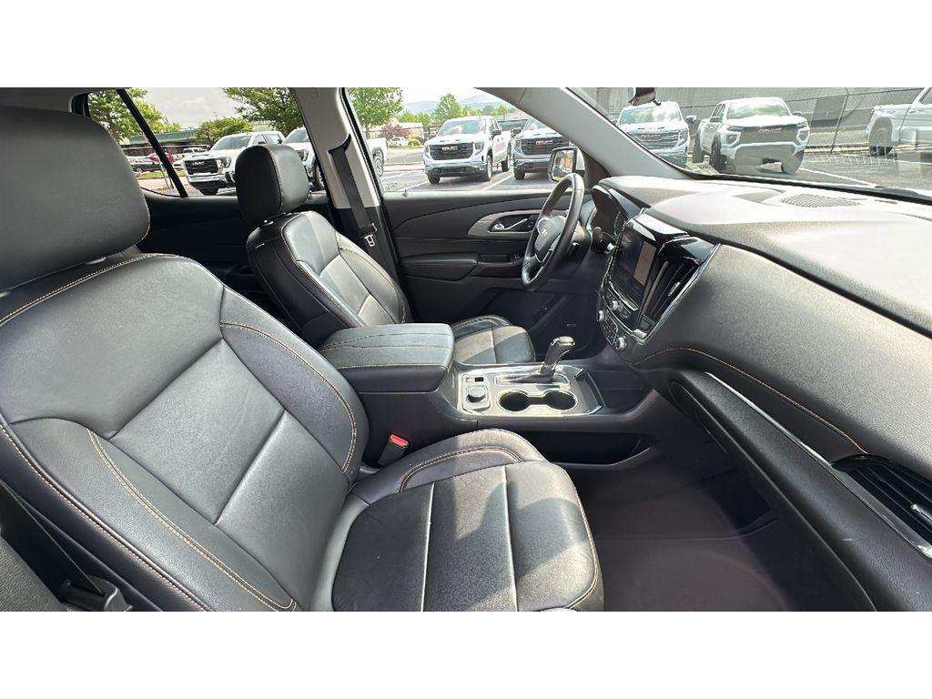 used 2020 Chevrolet Traverse car, priced at $26,898