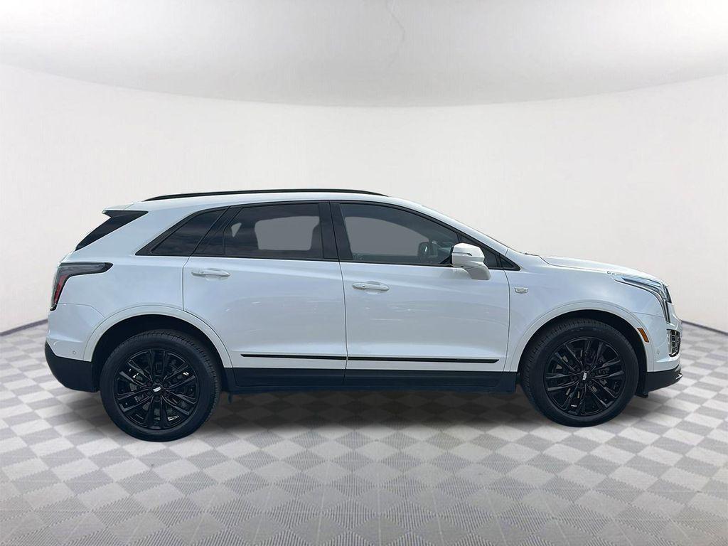 used 2021 Cadillac XT5 car, priced at $35,459