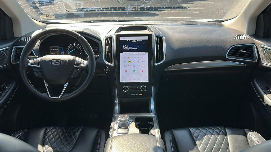 used 2024 Ford Edge car, priced at $30,239