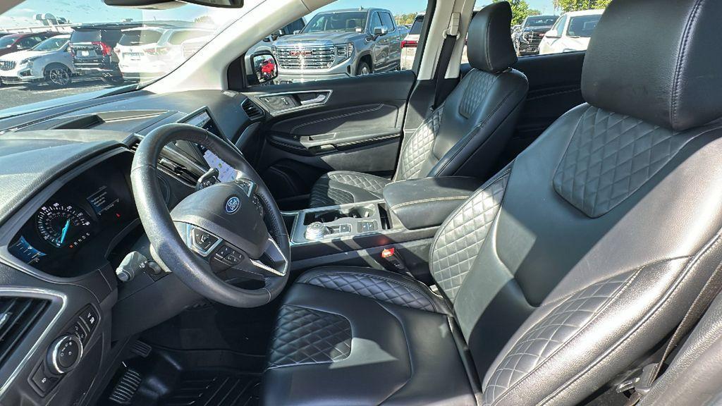 used 2024 Ford Edge car, priced at $30,239