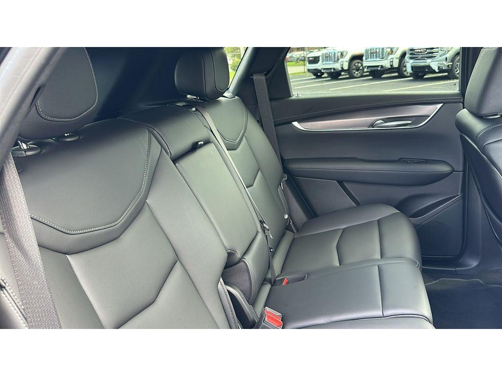 used 2023 Cadillac XT5 car, priced at $32,098