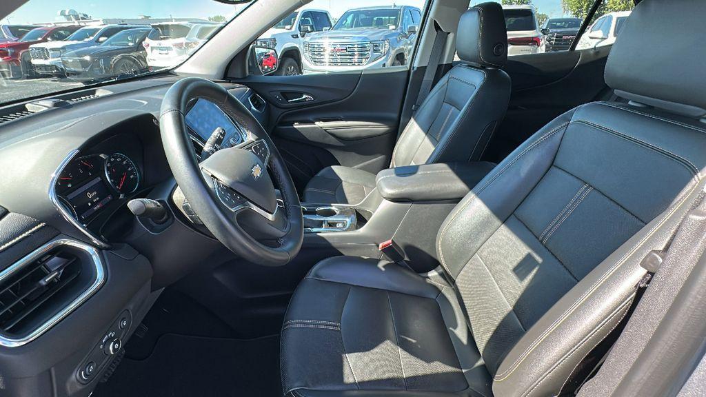 used 2023 Chevrolet Equinox car, priced at $28,239