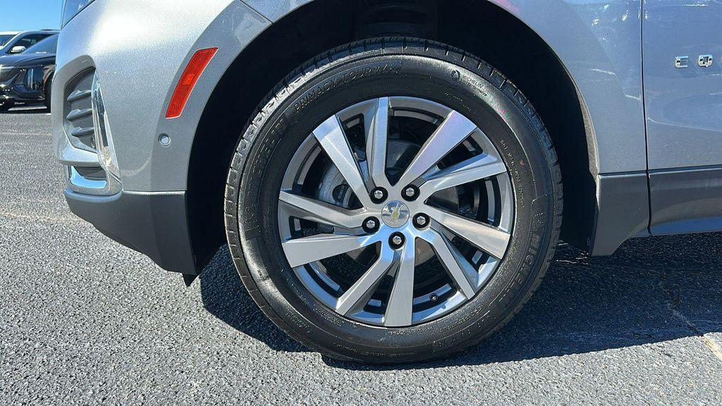 used 2023 Chevrolet Equinox car, priced at $28,239