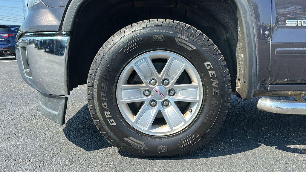 used 2015 GMC Sierra 1500 car, priced at $12,498