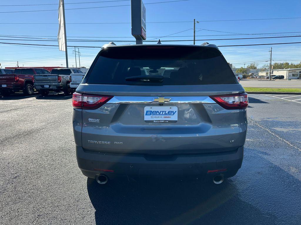 used 2021 Chevrolet Traverse car, priced at $21,998