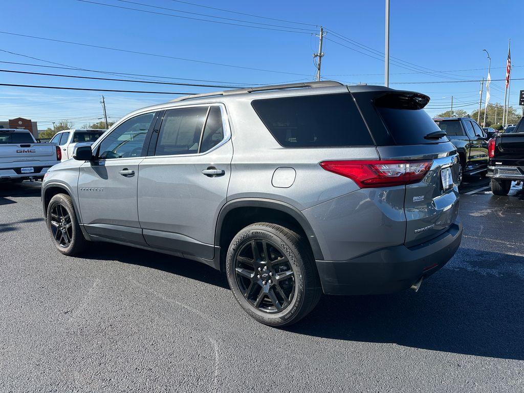 used 2021 Chevrolet Traverse car, priced at $21,998