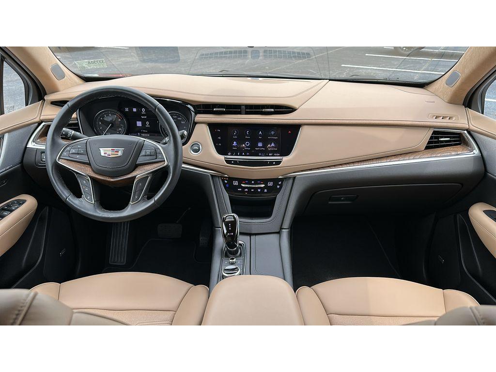 used 2022 Cadillac XT5 car, priced at $39,587