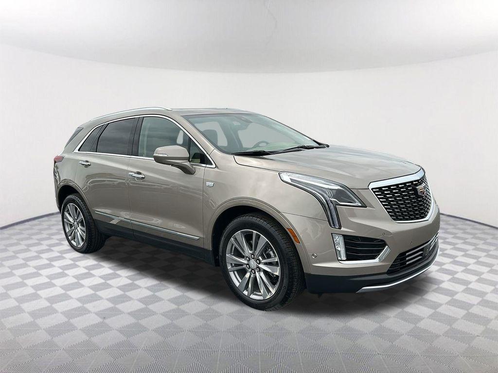 used 2022 Cadillac XT5 car, priced at $39,587