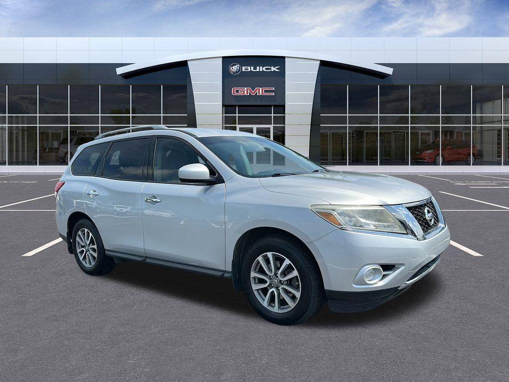 used 2016 Nissan Pathfinder car, priced at $10,455
