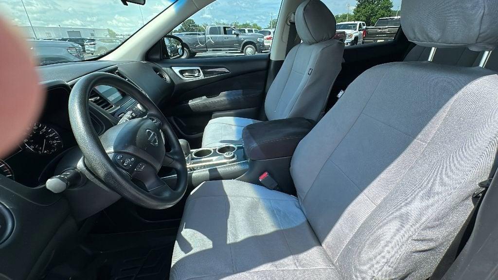used 2016 Nissan Pathfinder car, priced at $8,998