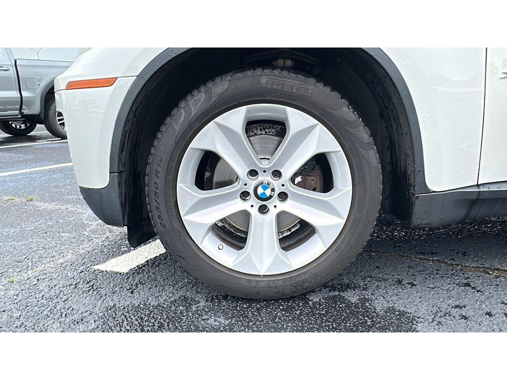 used 2013 BMW X6 car, priced at $7,000