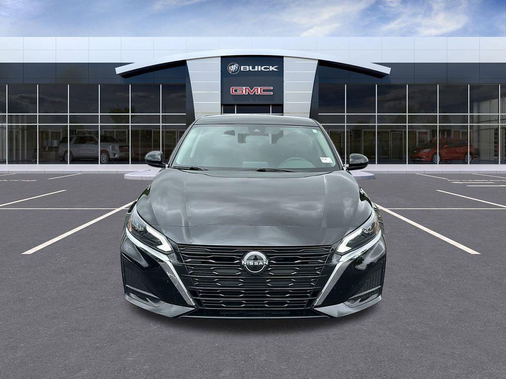 used 2023 Nissan Altima car, priced at $19,900