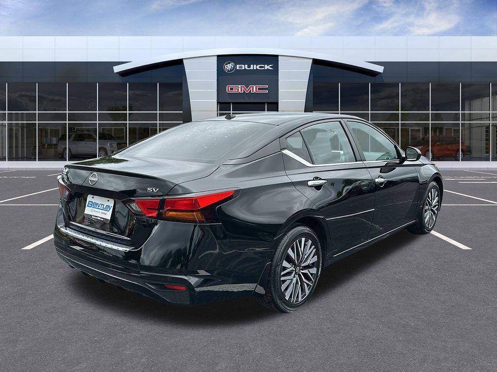 used 2023 Nissan Altima car, priced at $19,900