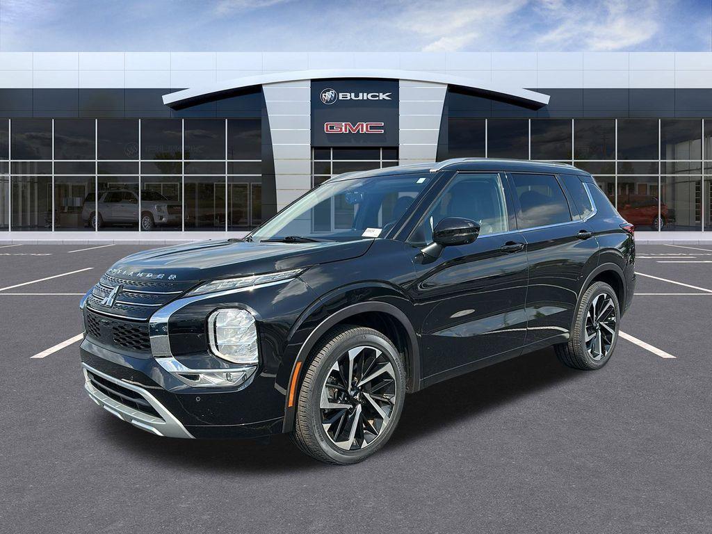 used 2022 Mitsubishi Outlander car, priced at $24,489