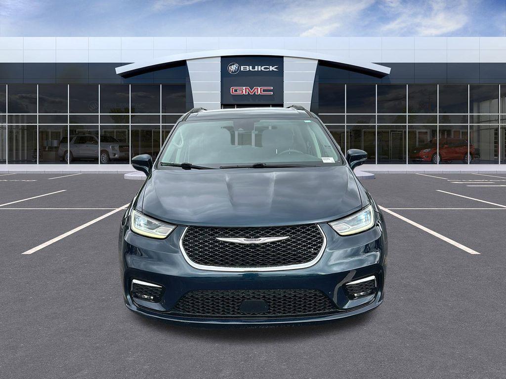 used 2022 Chrysler Pacifica car, priced at $17,848