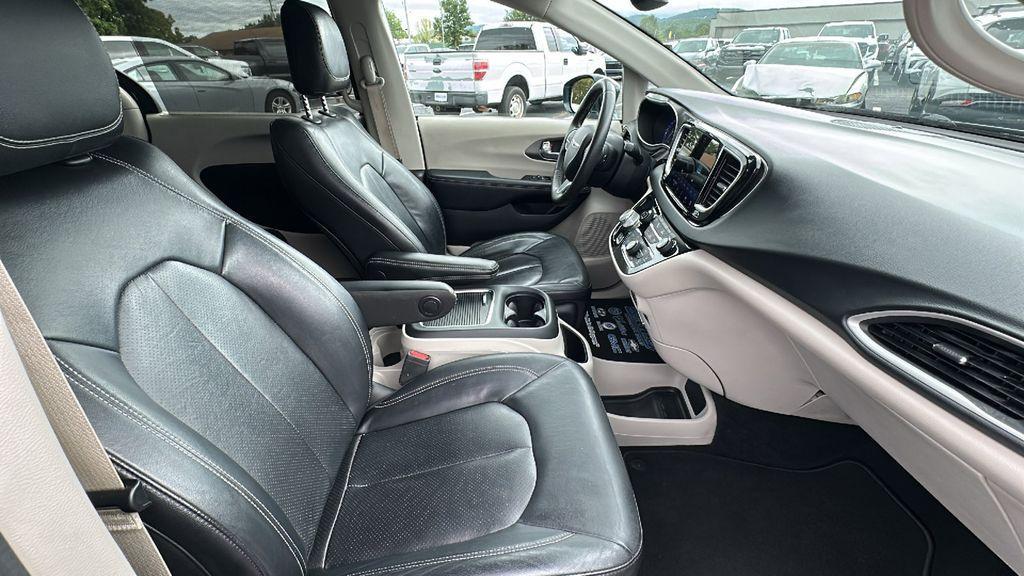used 2022 Chrysler Pacifica car, priced at $17,848