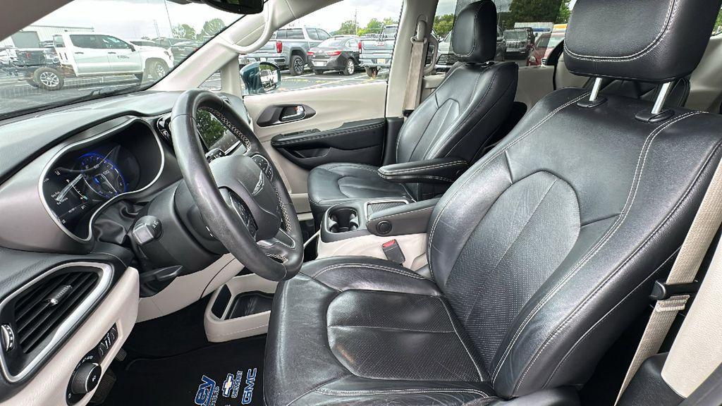 used 2022 Chrysler Pacifica car, priced at $17,848
