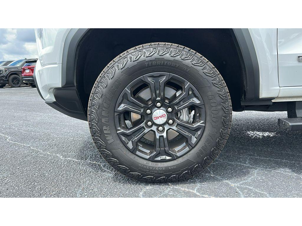 used 2024 GMC Canyon car, priced at $33,737