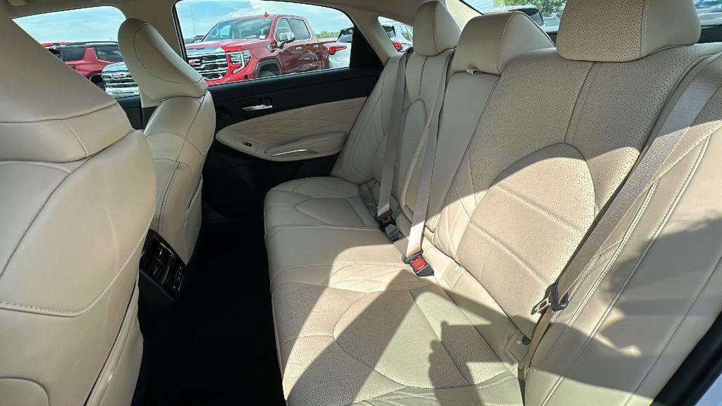 used 2019 Toyota Avalon car, priced at $30,281
