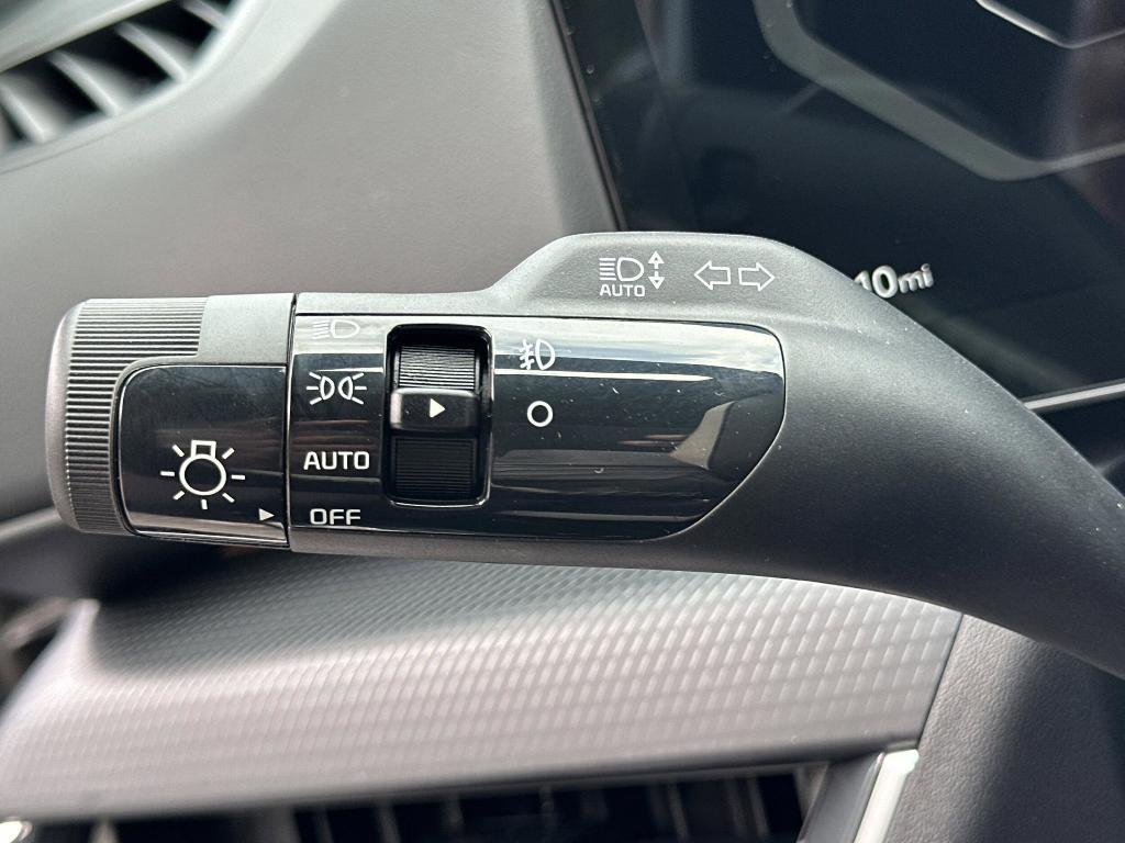 new 2025 Kia K4 car, priced at $29,500