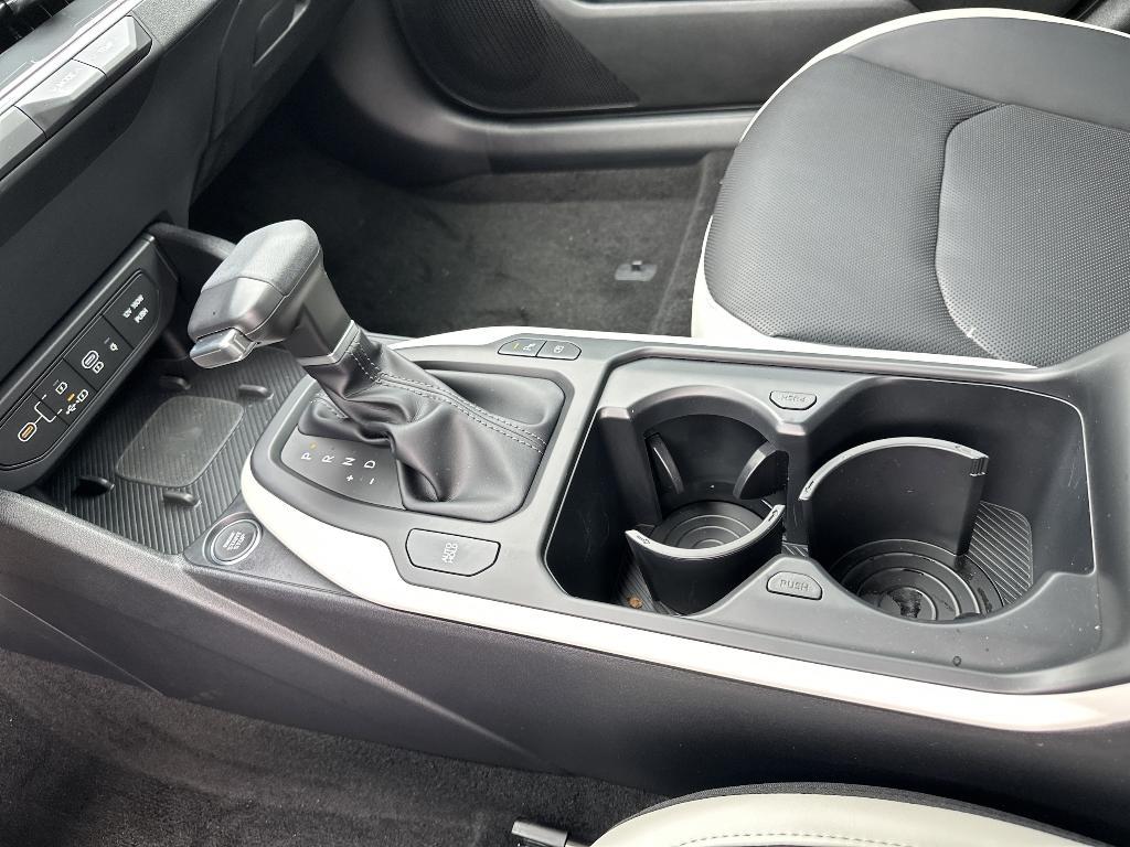 new 2025 Kia K4 car, priced at $29,500